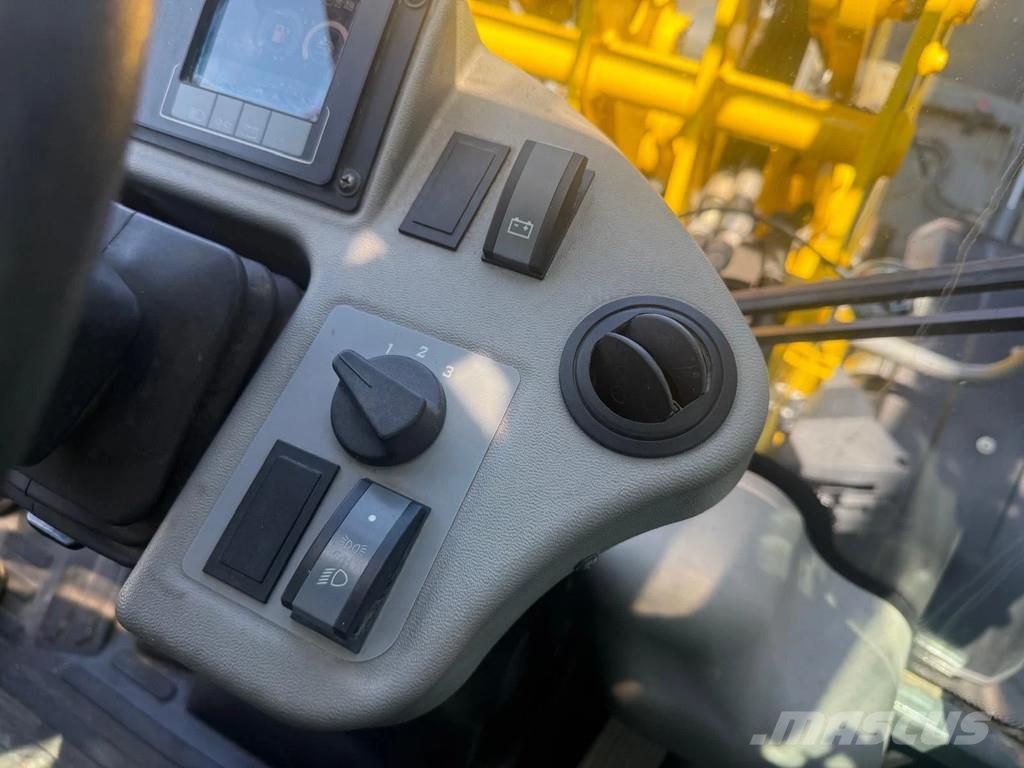 Wacker Neuson WL60 لوادر بعجل