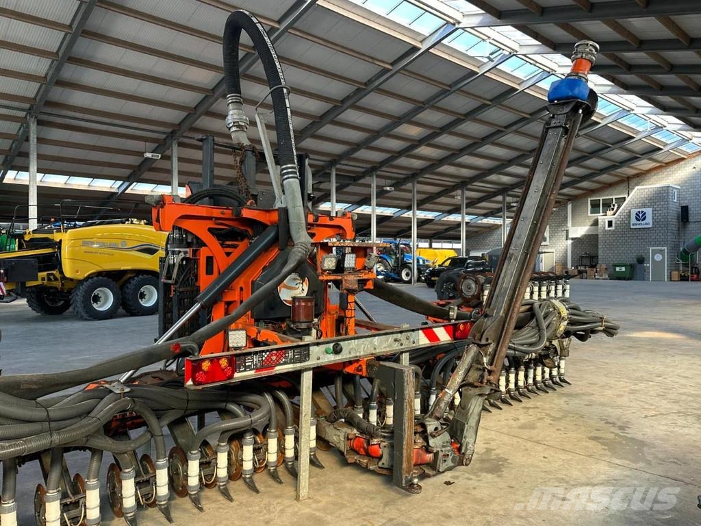 Schouten SP 12260 معدات توزيع السماد العضوي