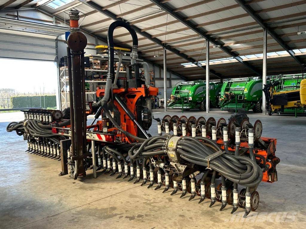 Schouten SP 12260 معدات توزيع السماد العضوي