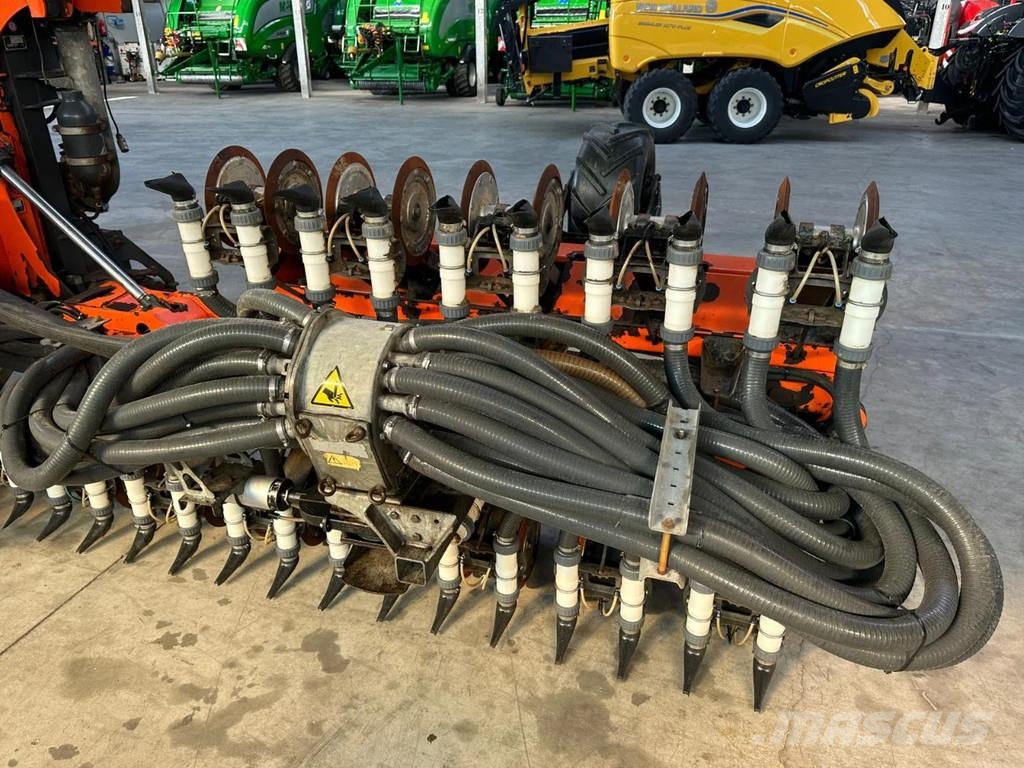 Schouten SP 12260 معدات توزيع السماد العضوي