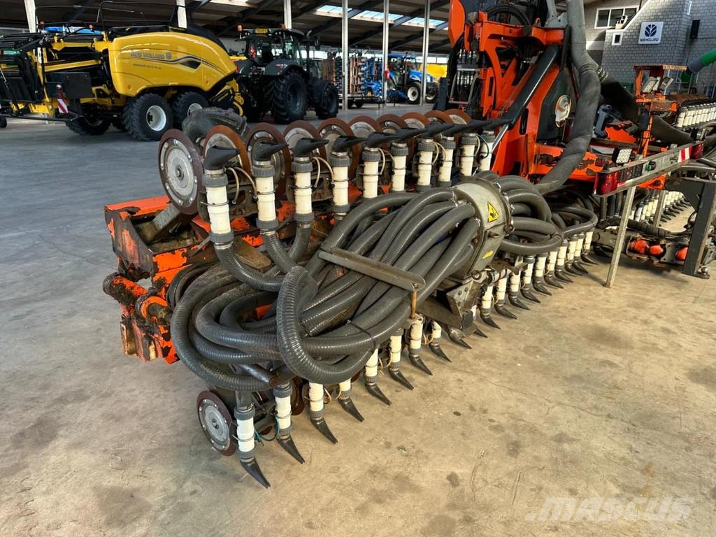 Schouten SP 12260 معدات توزيع السماد العضوي