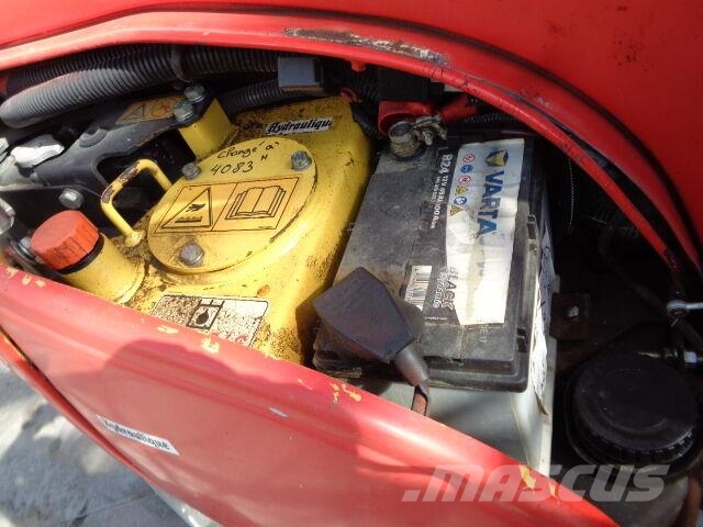 Yanmar VIO 25-4 حفارات صغيرة أقل من 7 طن (حفارات صغيرة)