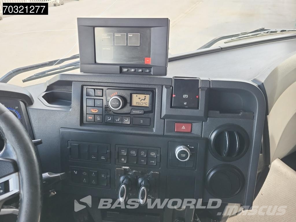 Renault C 460 C 4X2 Hydraulic Big Axle Navi وحدات الجر