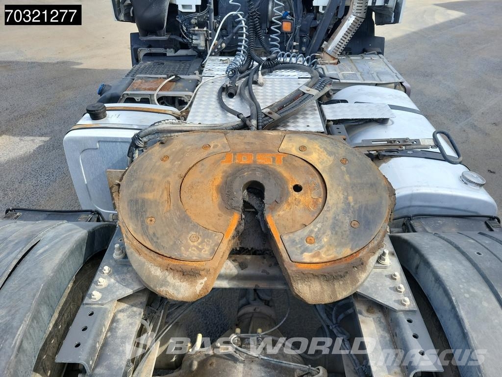 Renault C 460 C 4X2 Hydraulic Big Axle Navi وحدات الجر