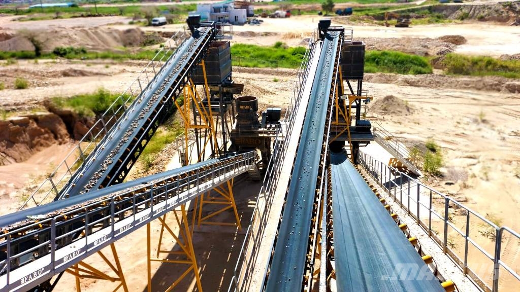 Fabo transporteur tapis roulant سيور نقالة