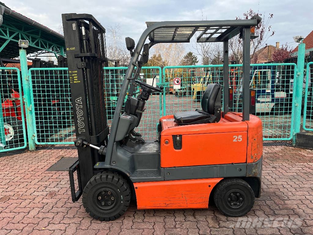 Toyota 6FB25 V-4225 IO Electric forklifts