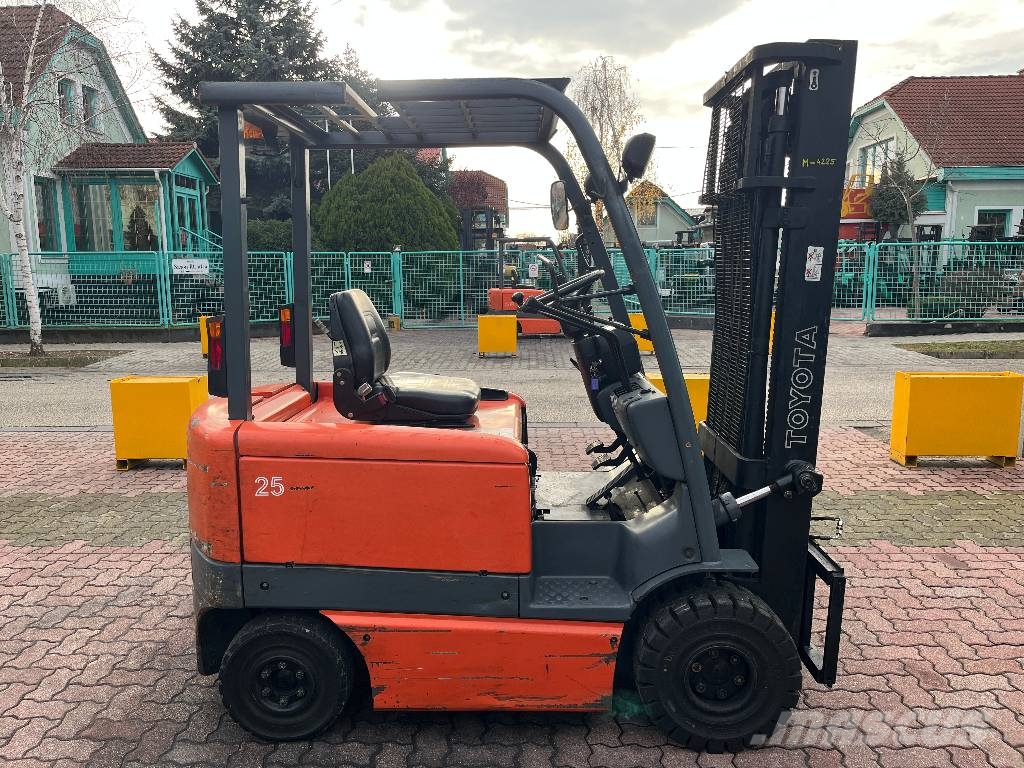 Toyota 6FB25 V-4225 IO Electric forklifts