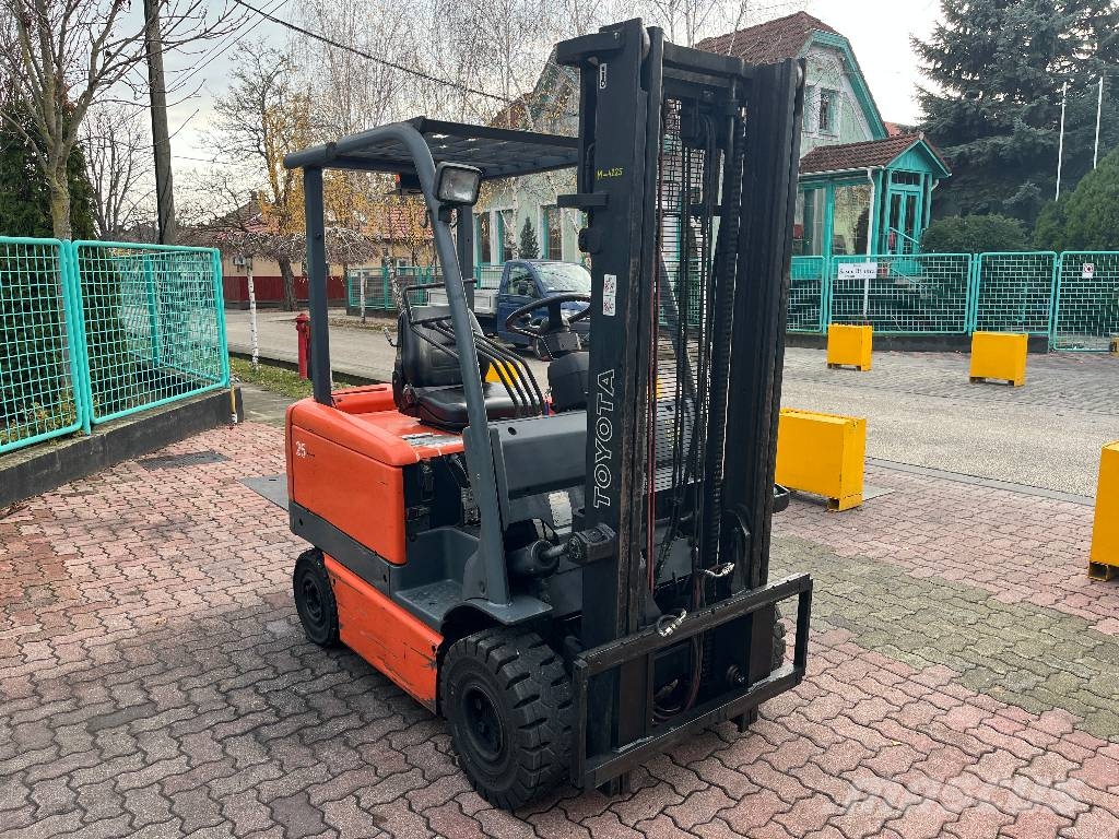 Toyota 6FB25 V-4225 IO Electric forklifts