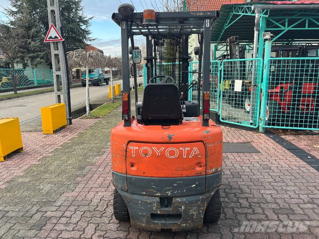 Toyota 6FB25 V-4225 IO Electric forklifts
