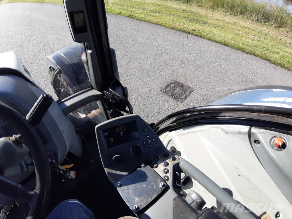 Valtra N143 Direct TwinTrac Tractores
