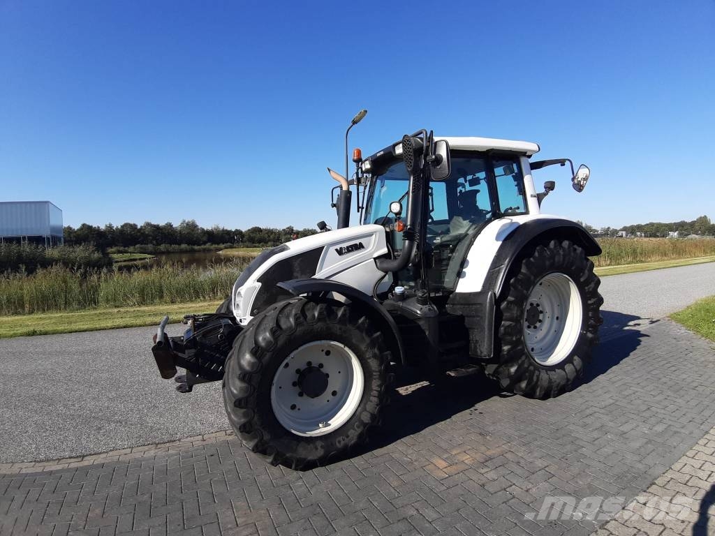 Valtra N143 Direct TwinTrac Tractores