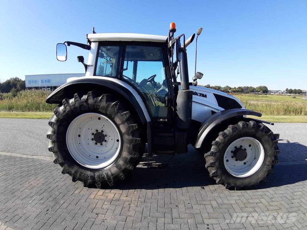 Valtra N143 Direct TwinTrac Tractores