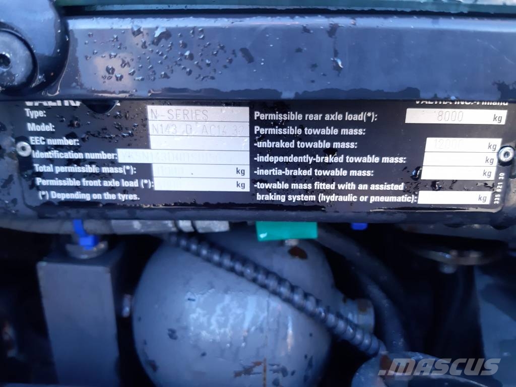 Valtra N143 Direct TwinTrac Tractores