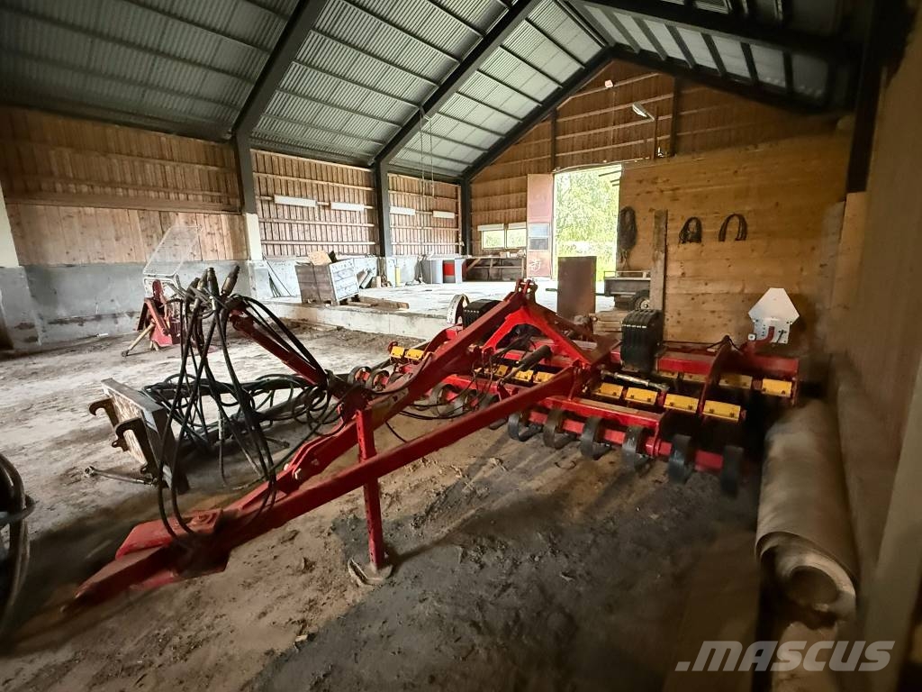 Väderstad CR350 زحافات ساحقة