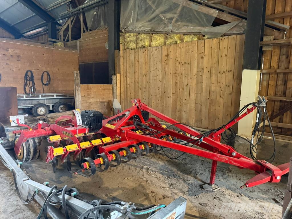 Väderstad CR350 زحافات ساحقة