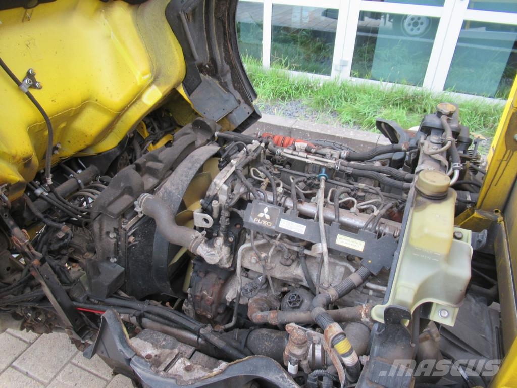 Mitsubishi Canter 3S13 3.0 DI 250 | Airco | trekhaak | Nido | Pick up/Dropside