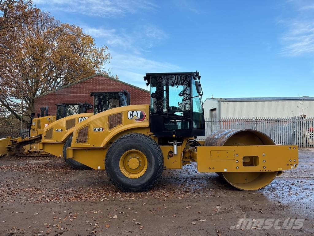 CAT CS 13 Single drum rollers