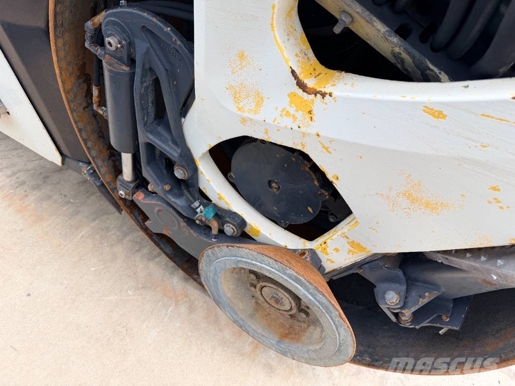 Bomag BW161AD-5 Rulli a doppio tamburo