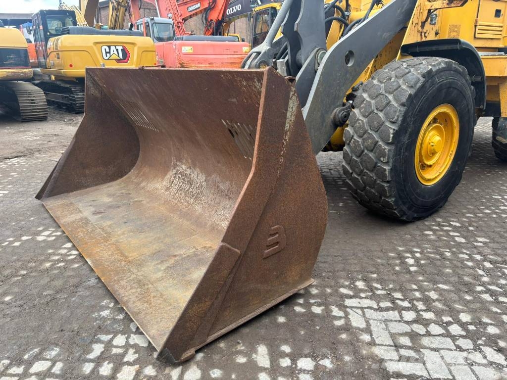Volvo L 90 C 轮式装载机