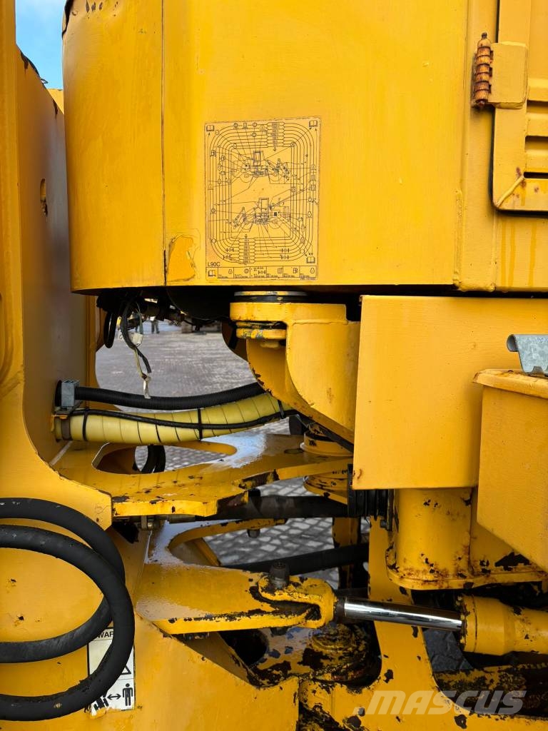 Volvo L 90 C 轮式装载机