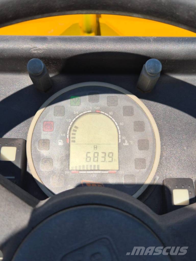 JCB Vibromax VMT160-80 Divvalču grunts veltņi