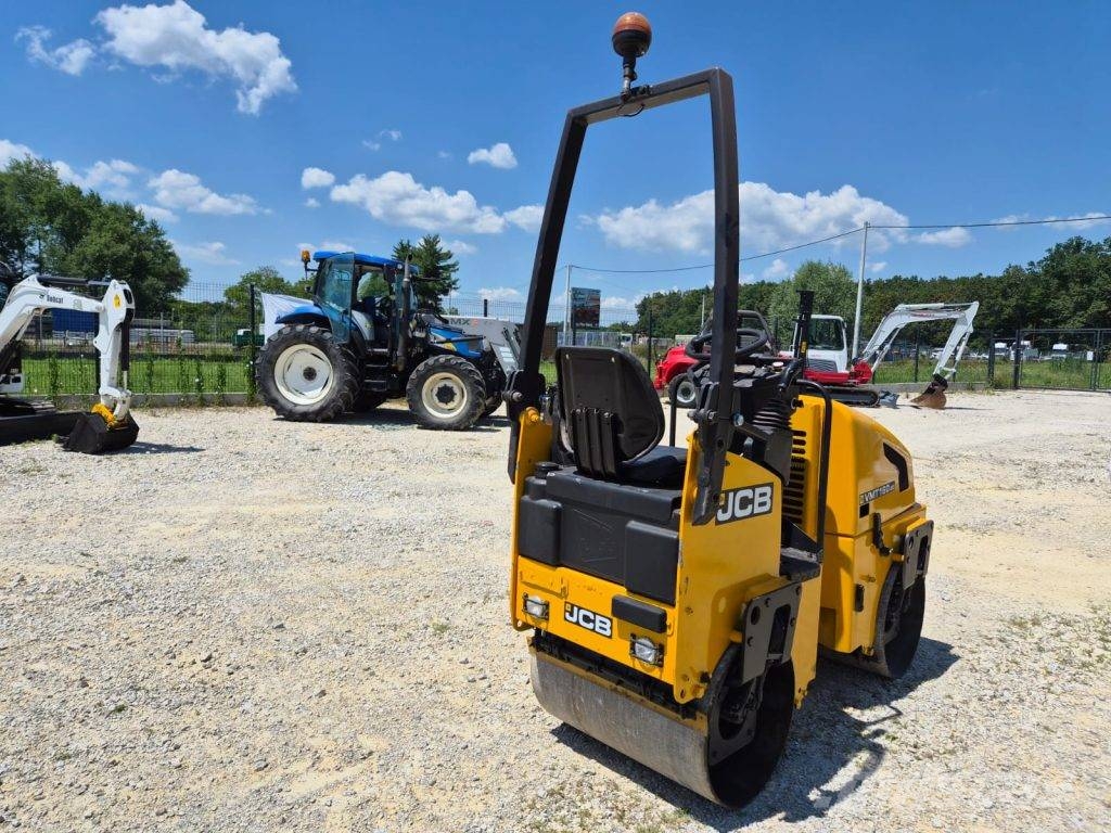 JCB Vibromax VMT160-80 Divvalču grunts veltņi