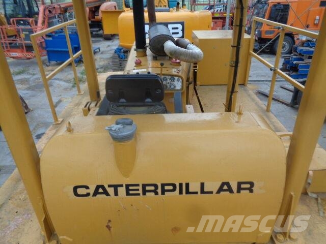 CAT D6C Traktorid