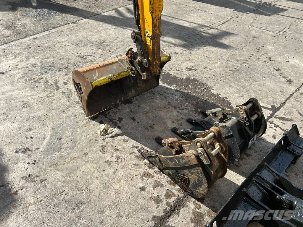 JCB 16 C-1 Minigravemaskiner