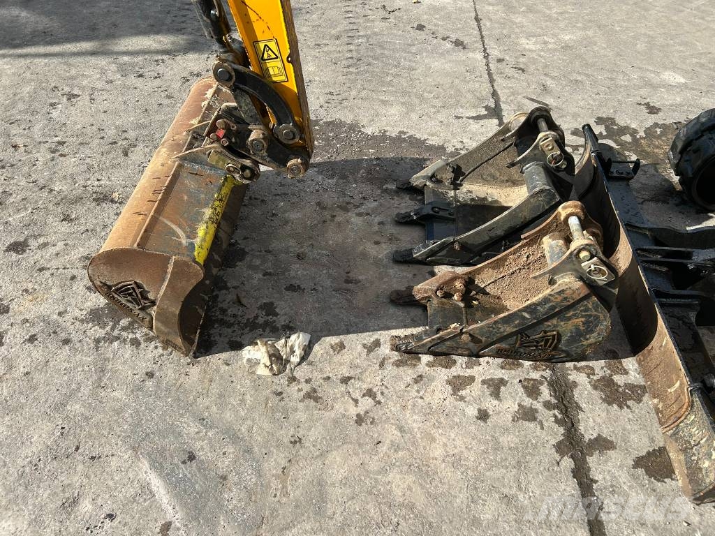 JCB 16 C-1 Minigravemaskiner