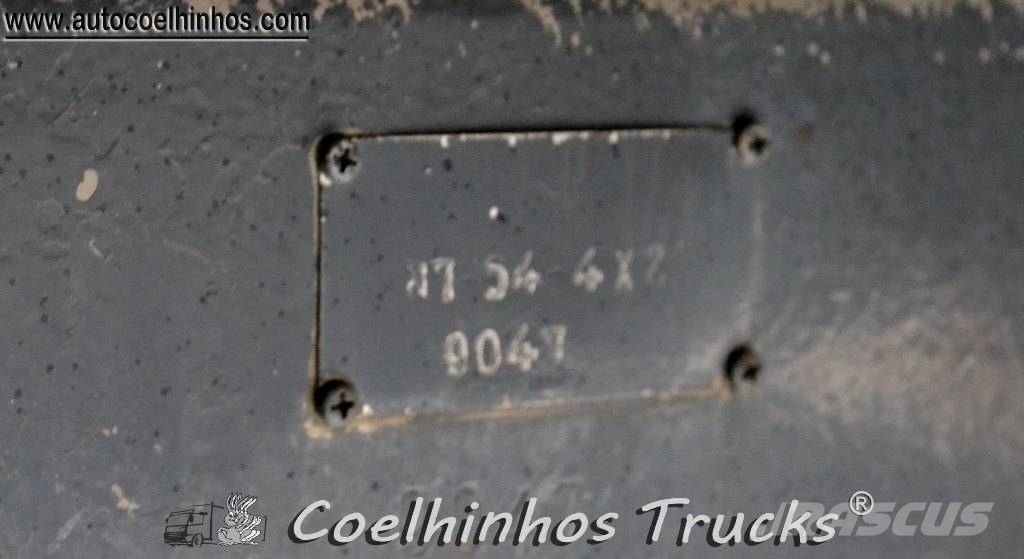 Volvo N7 20 Caminhões basculantes