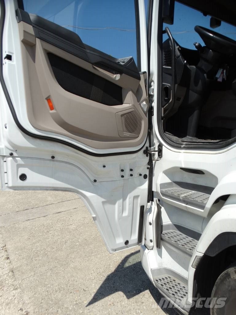 DAF XG 480 FT 4x2 Trekkers