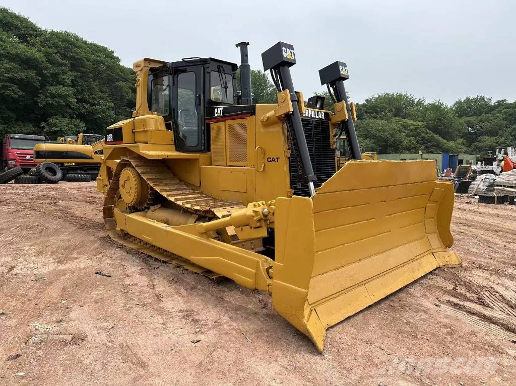 CAT D8R ブルドーザー