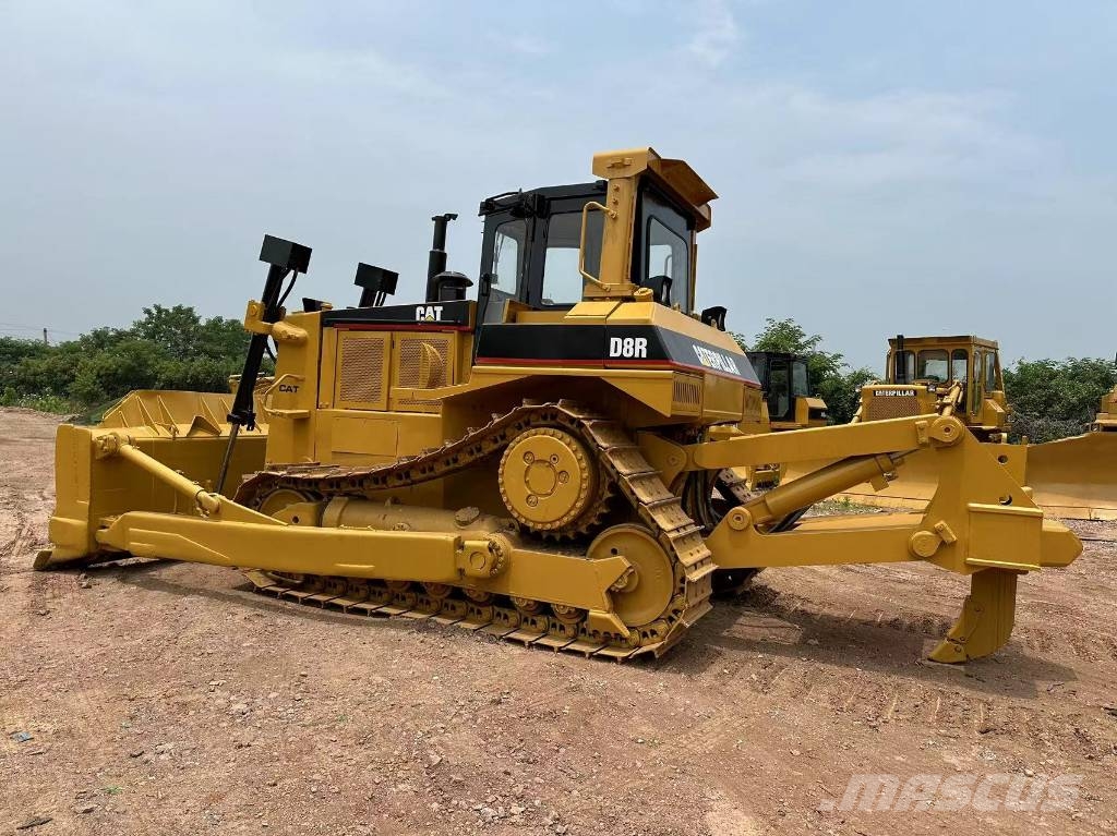 CAT D8R ブルドーザー