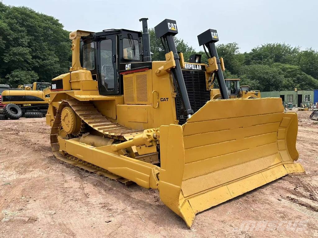 CAT D8R ブルドーザー