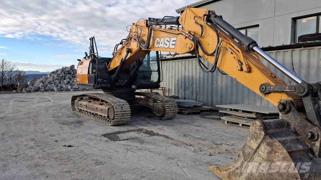 CASE CX240D TRIPLICE Rupsgraafmachines