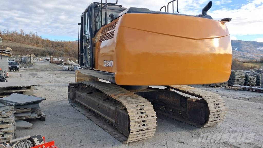 CASE CX240D TRIPLICE Rupsgraafmachines