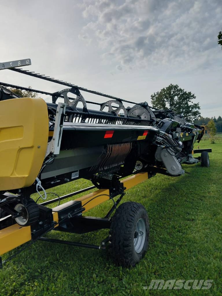 New Holland CR 10.90 Ražas novākšanas kombaini