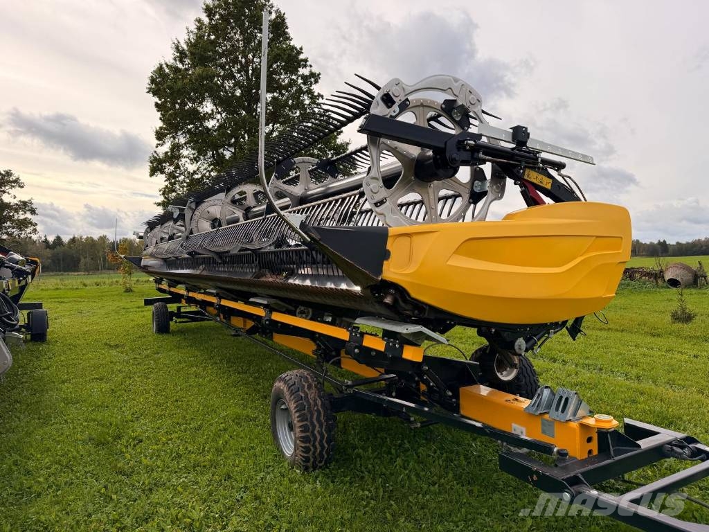 New Holland CR 10.90 Ražas novākšanas kombaini