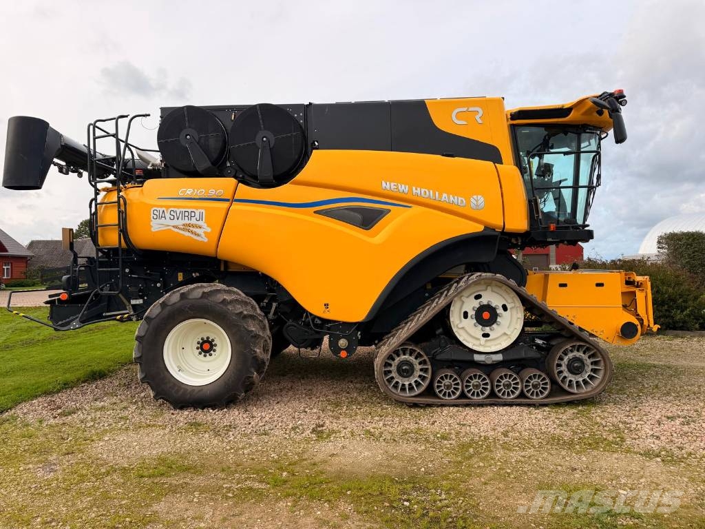 New Holland CR 10.90 Ražas novākšanas kombaini