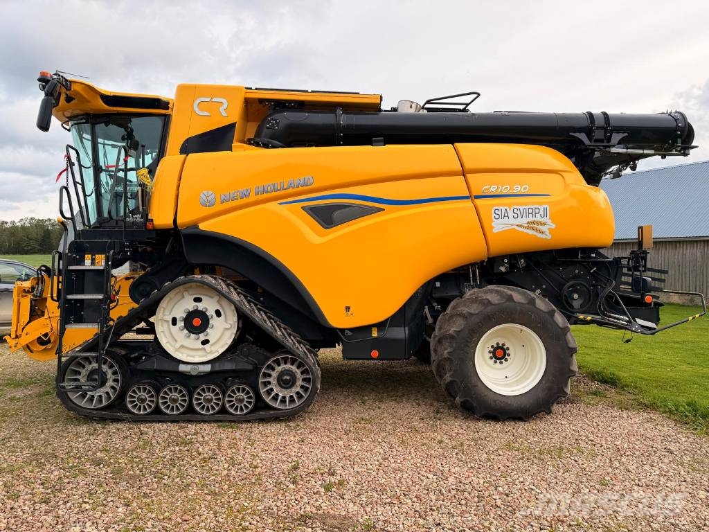 New Holland CR 10.90 Ražas novākšanas kombaini