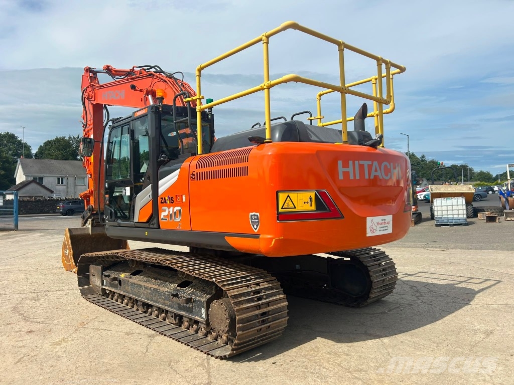 Hitachi ZX210 LC-7 حفارات زحافة