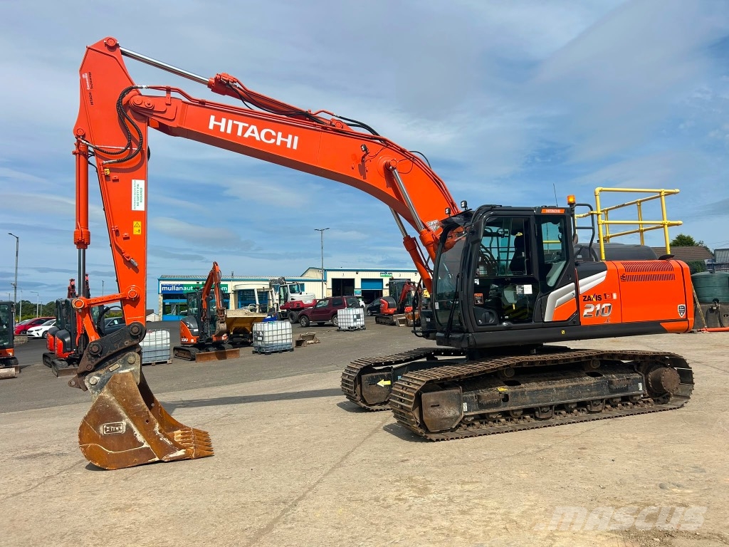 Hitachi ZX210 LC-7 حفارات زحافة