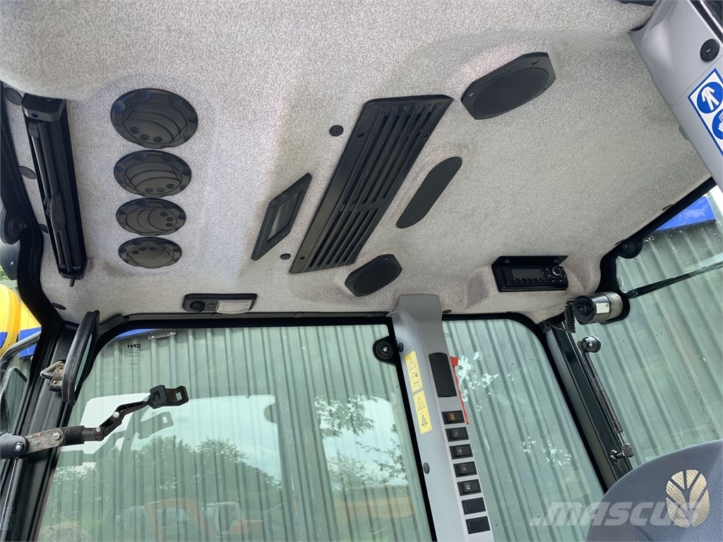 New Holland T 4.100 N 트랙터