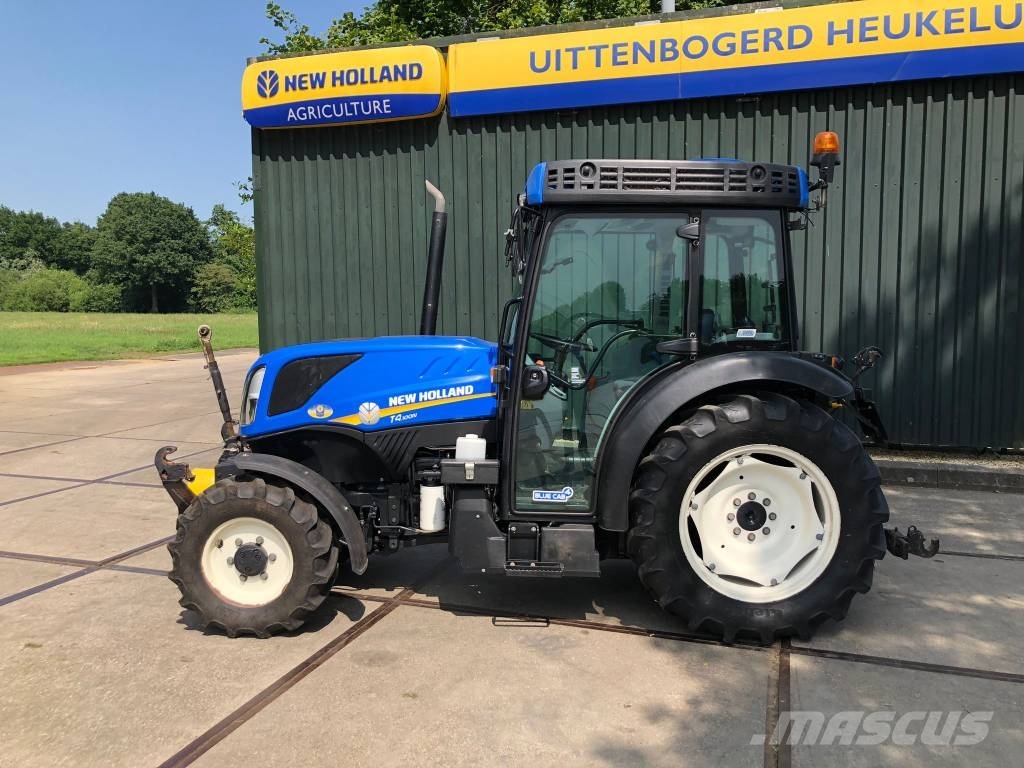 New Holland T 4.100 N 트랙터