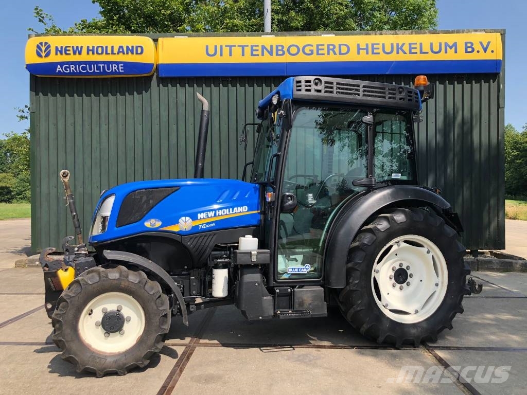 New Holland T 4.100 N 트랙터