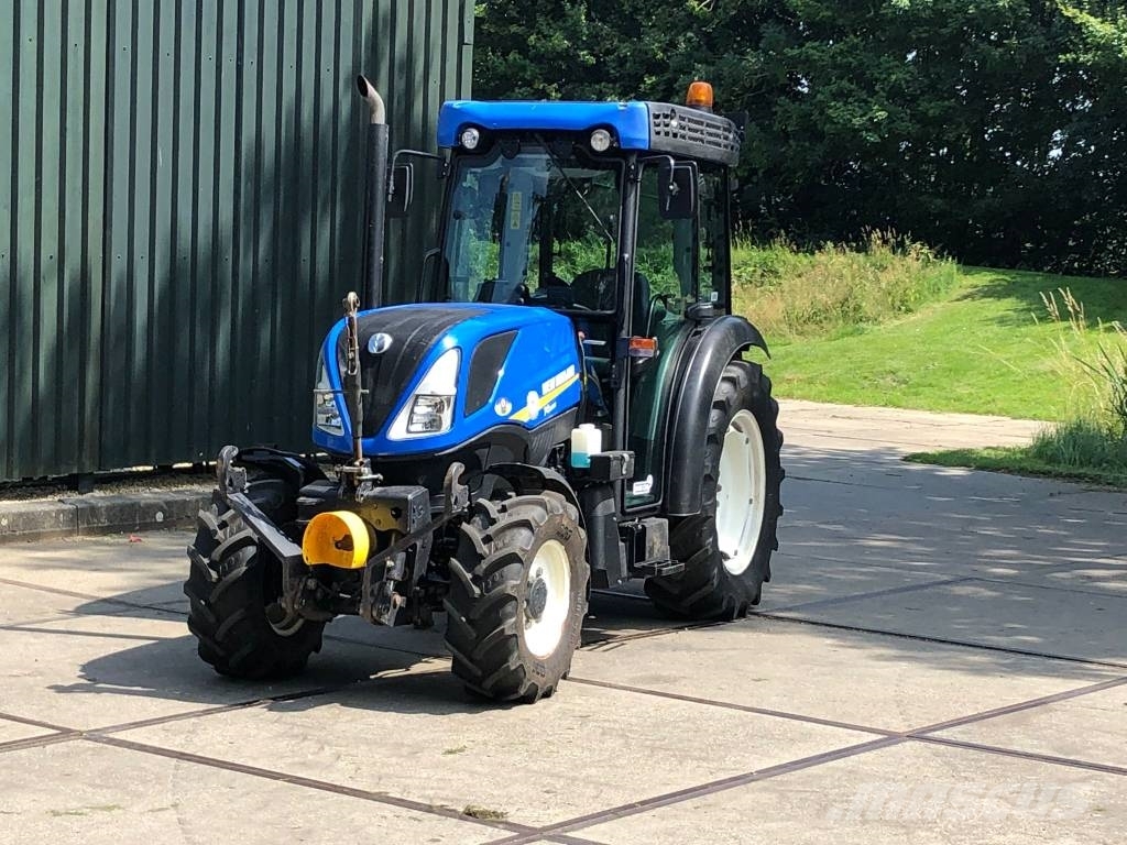 New Holland T 4.100 N 트랙터