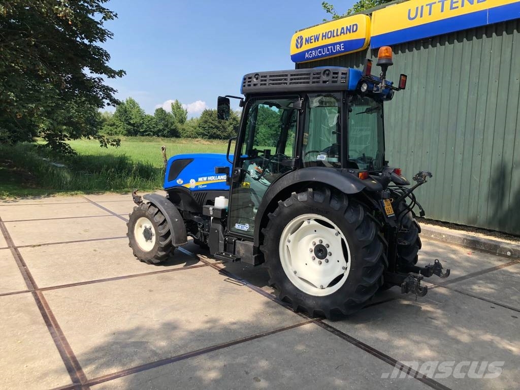 New Holland T 4.100 N 트랙터