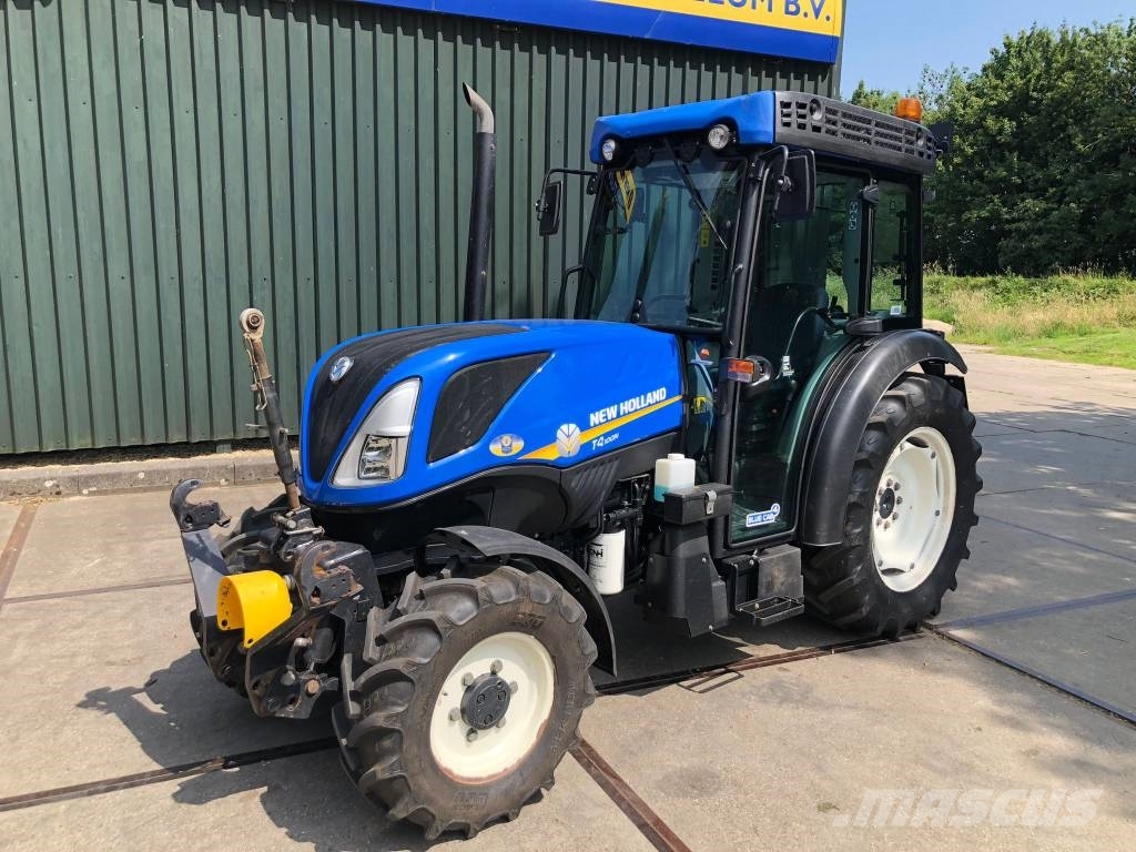 New Holland T 4.100 N 트랙터