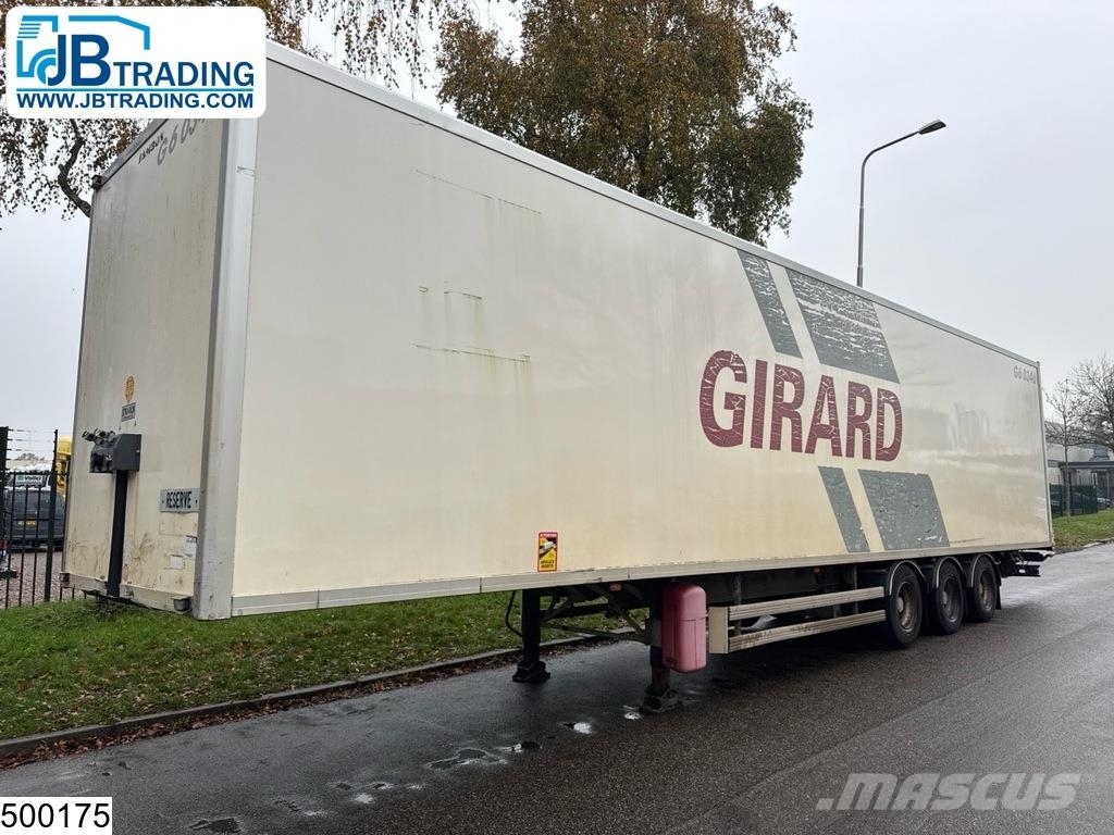 Samro gesloten bak 15 Units. Umpikori puoliperävaunut