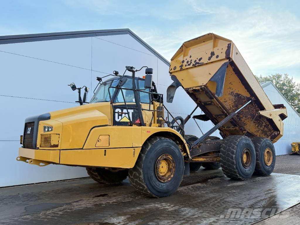 CAT 745C - Dutch Machine / Auto Greasing Knik dumptrucks